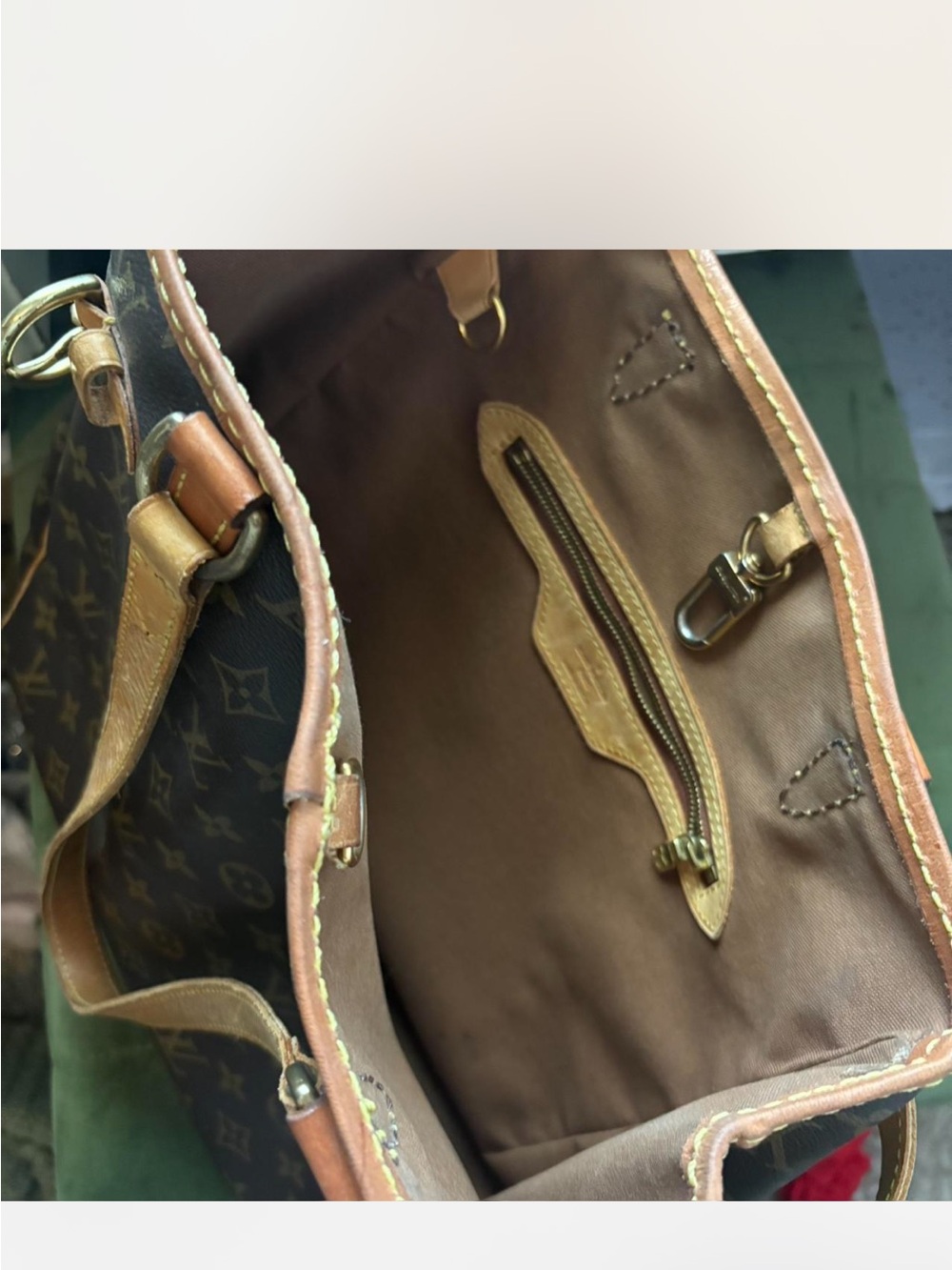Louis Vuitton Brown Monogram Shoulder Bag with Tan Trim - Picture 2 of 4